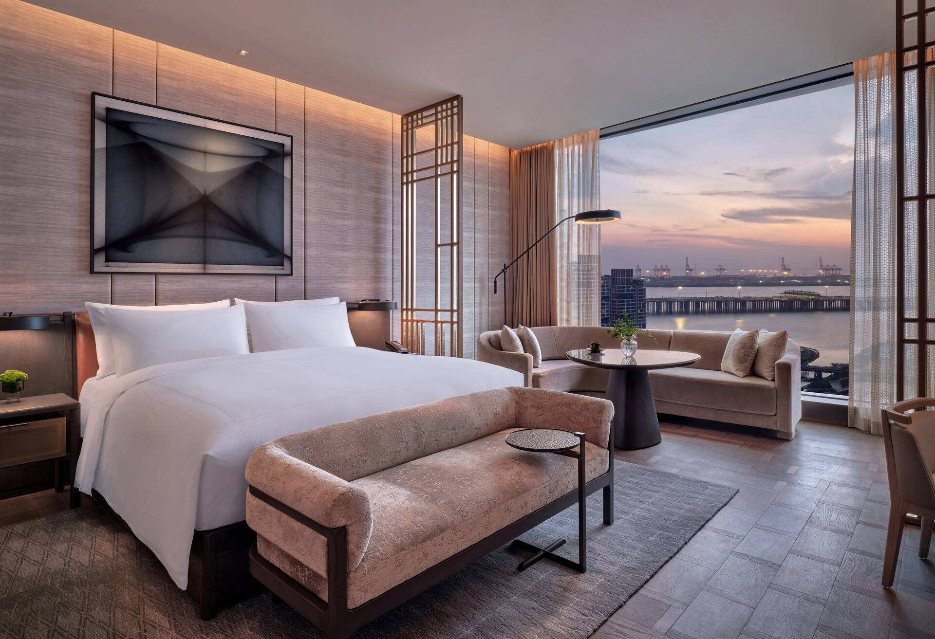 King Executive Room Bay View