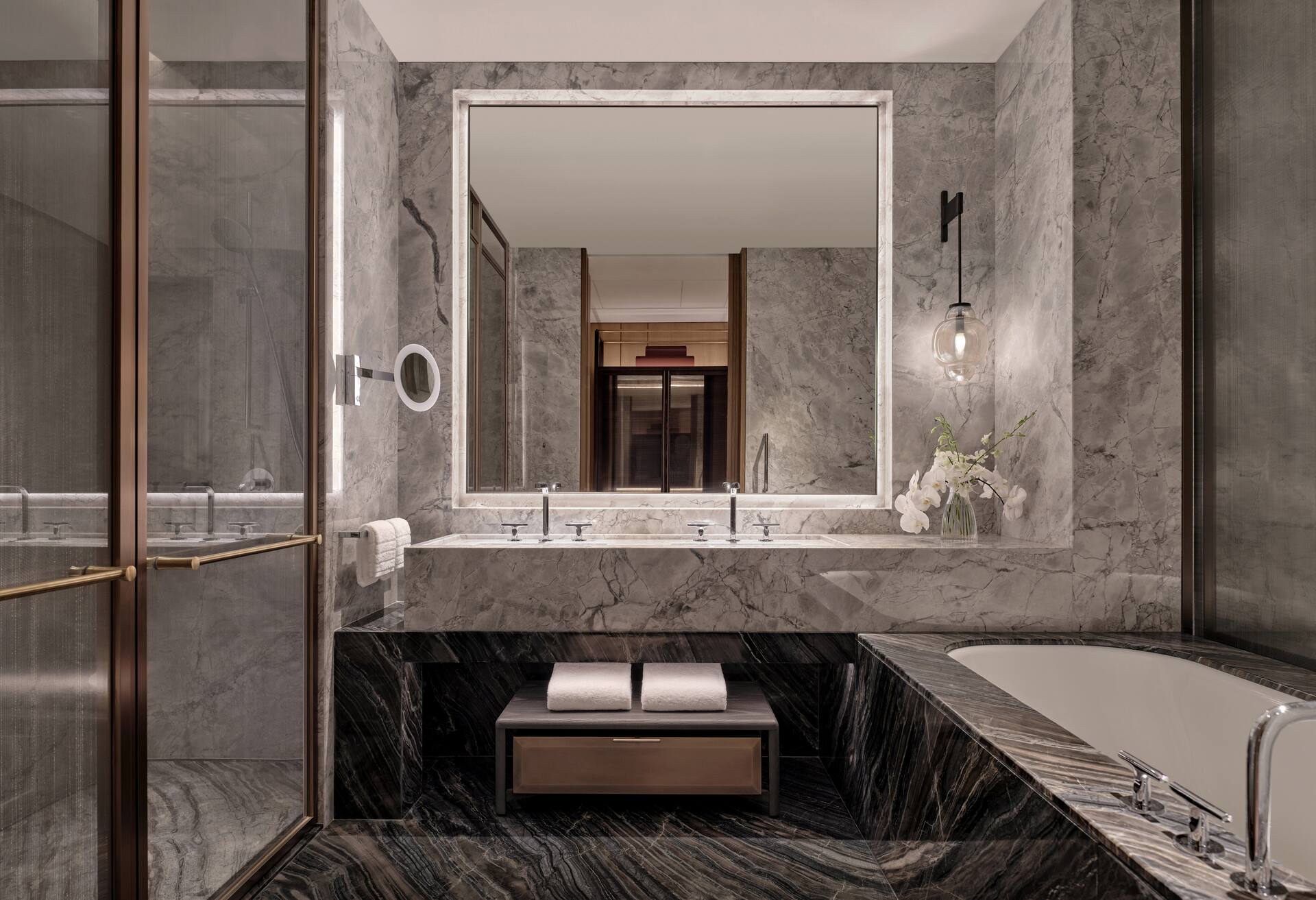 King Conrad Suite