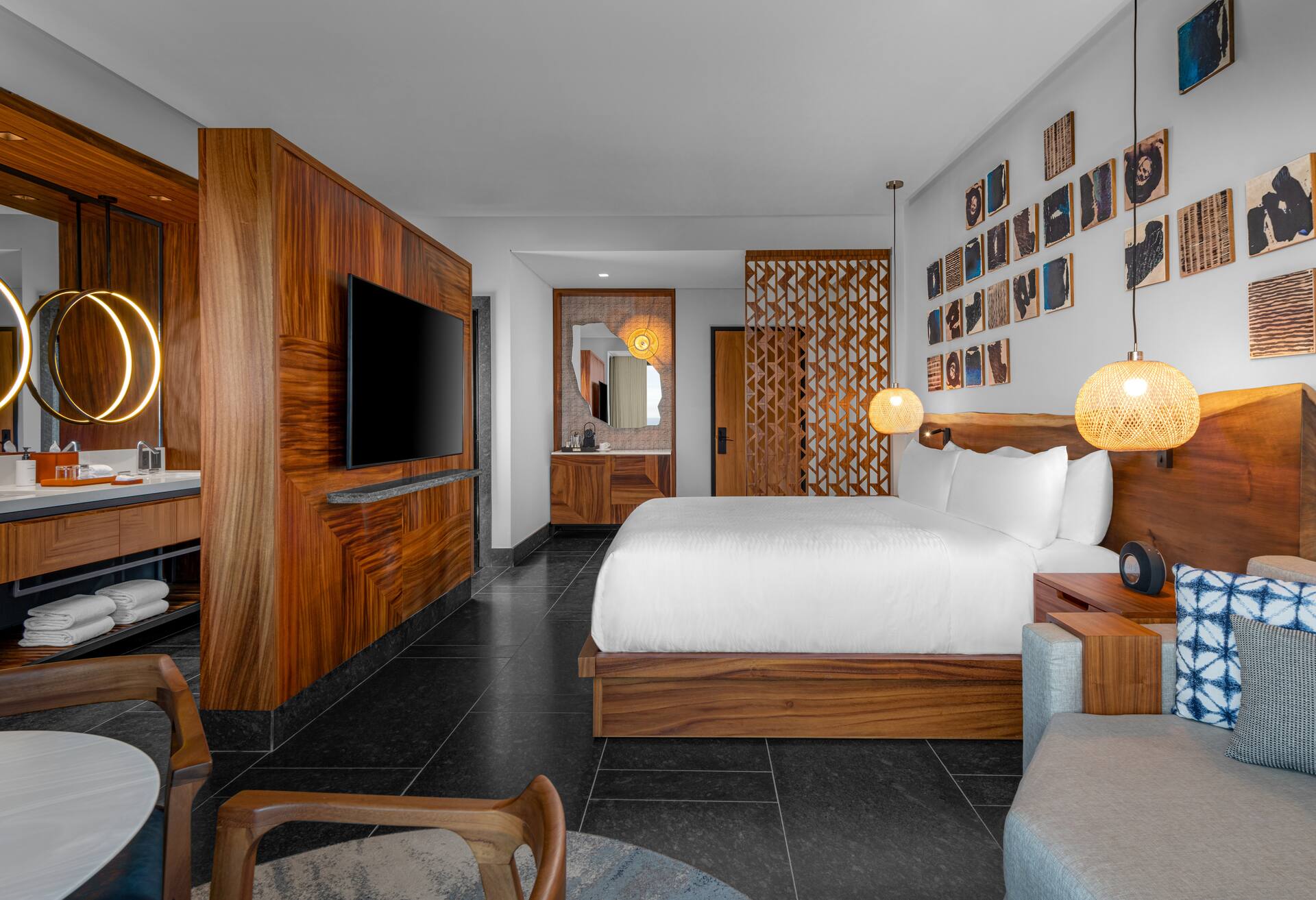 Ceiba Partial Ocean View Guestroom King Bed