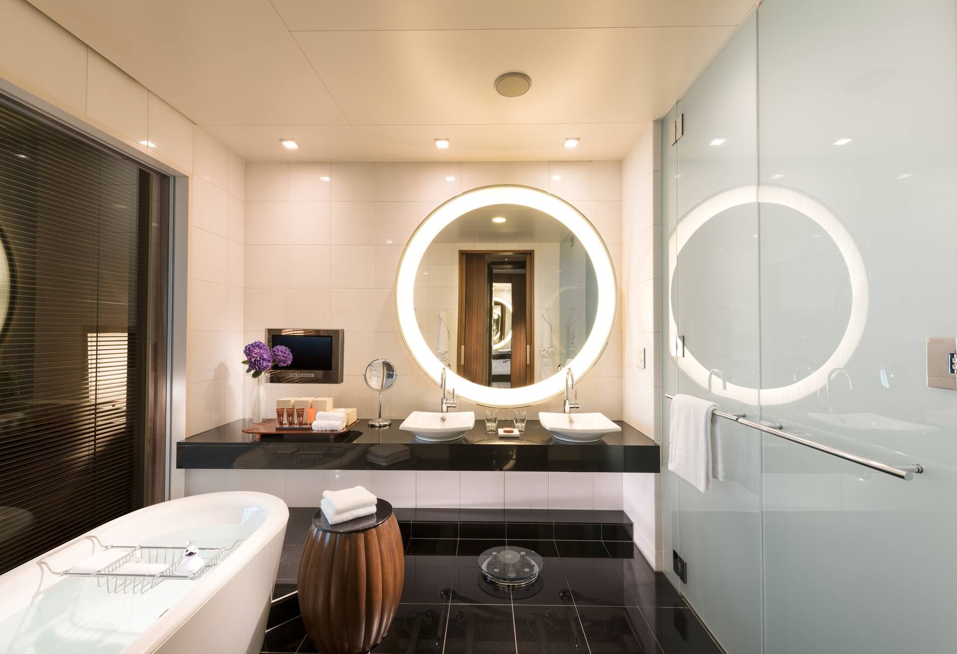 Twin Suite City Corner