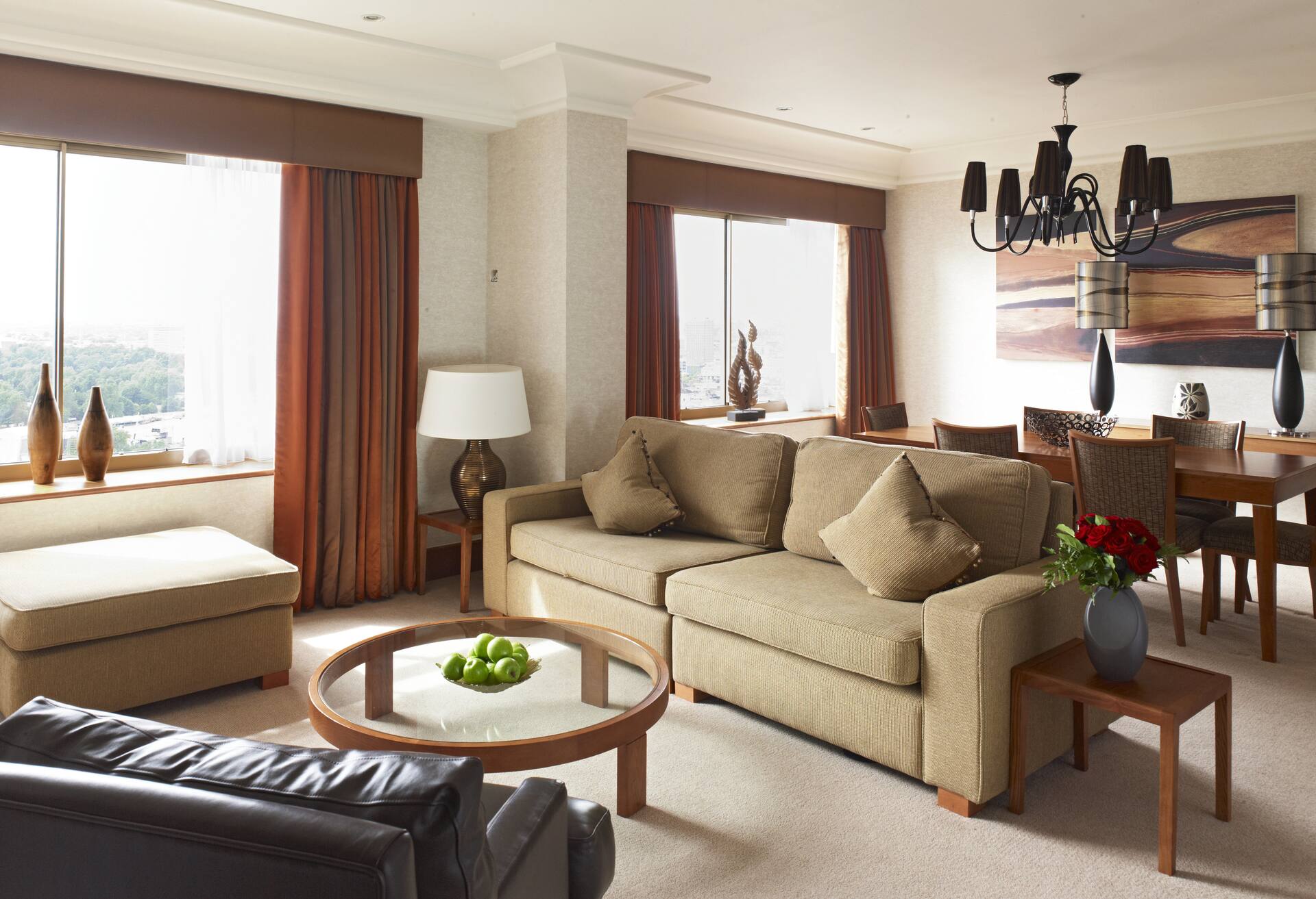 Cosmopolitan Suite with Lounge Access