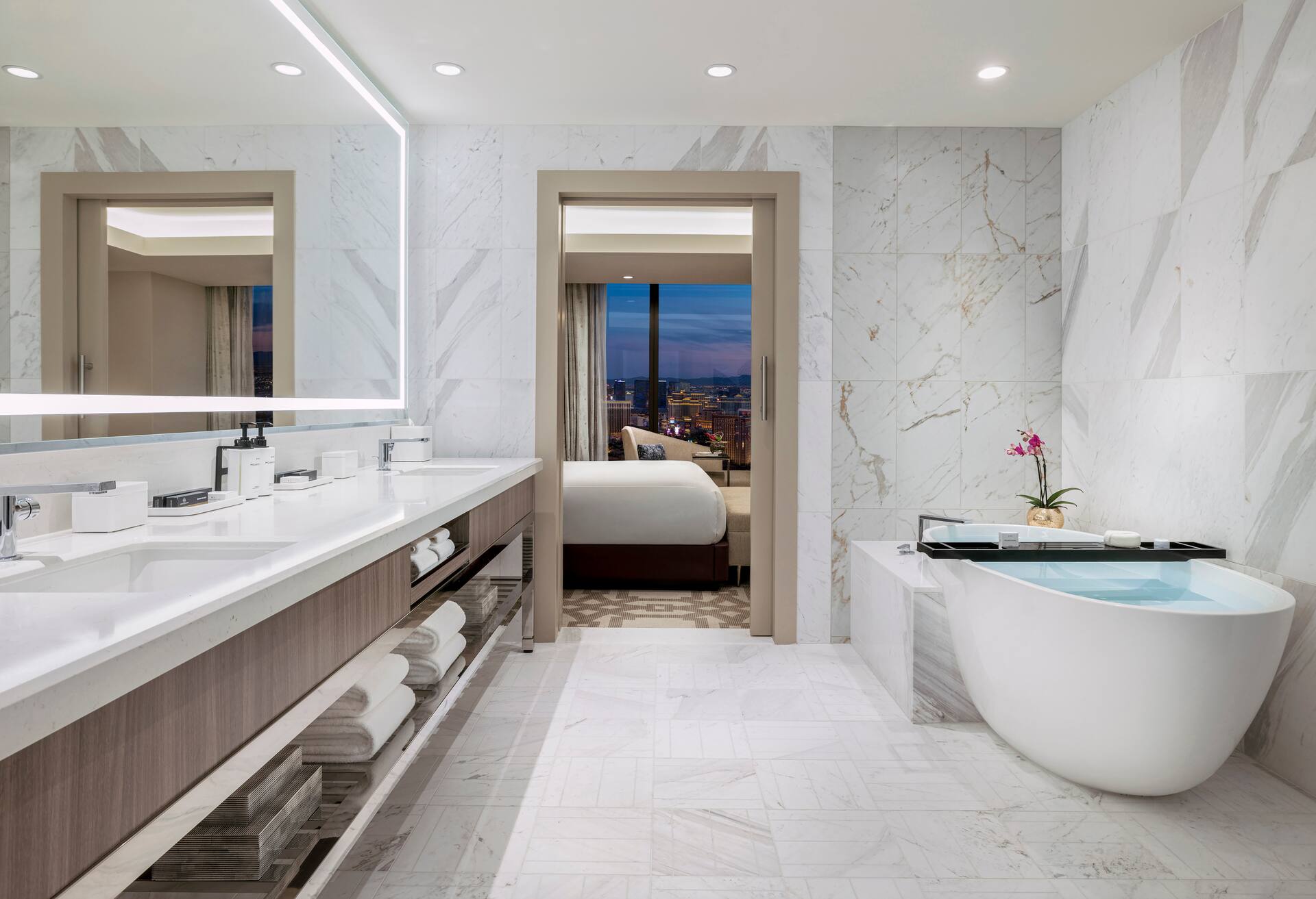 Strip View One Bedroom Suite - 1 King