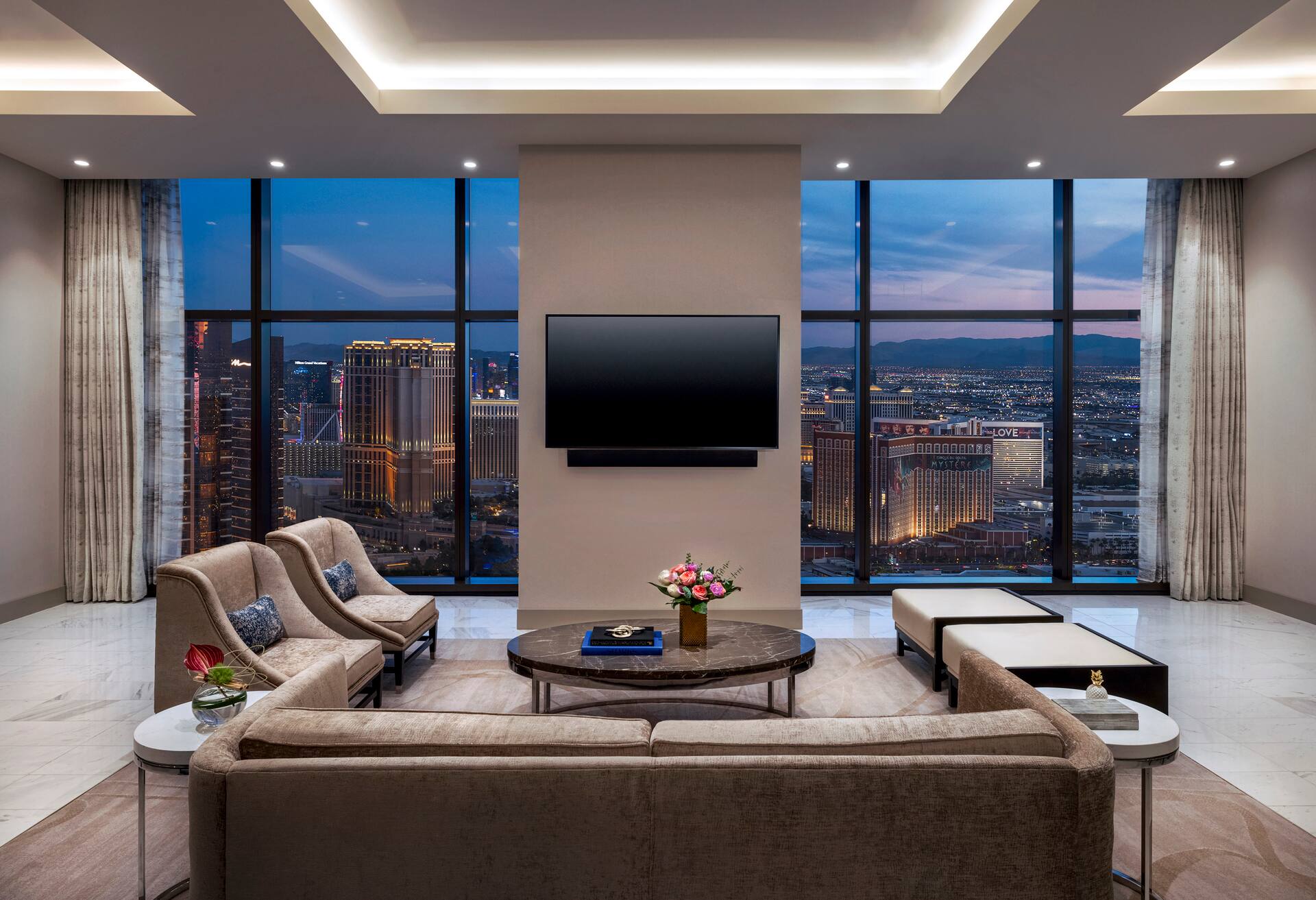 Strip View Three Bedroom Entertainment Suite
