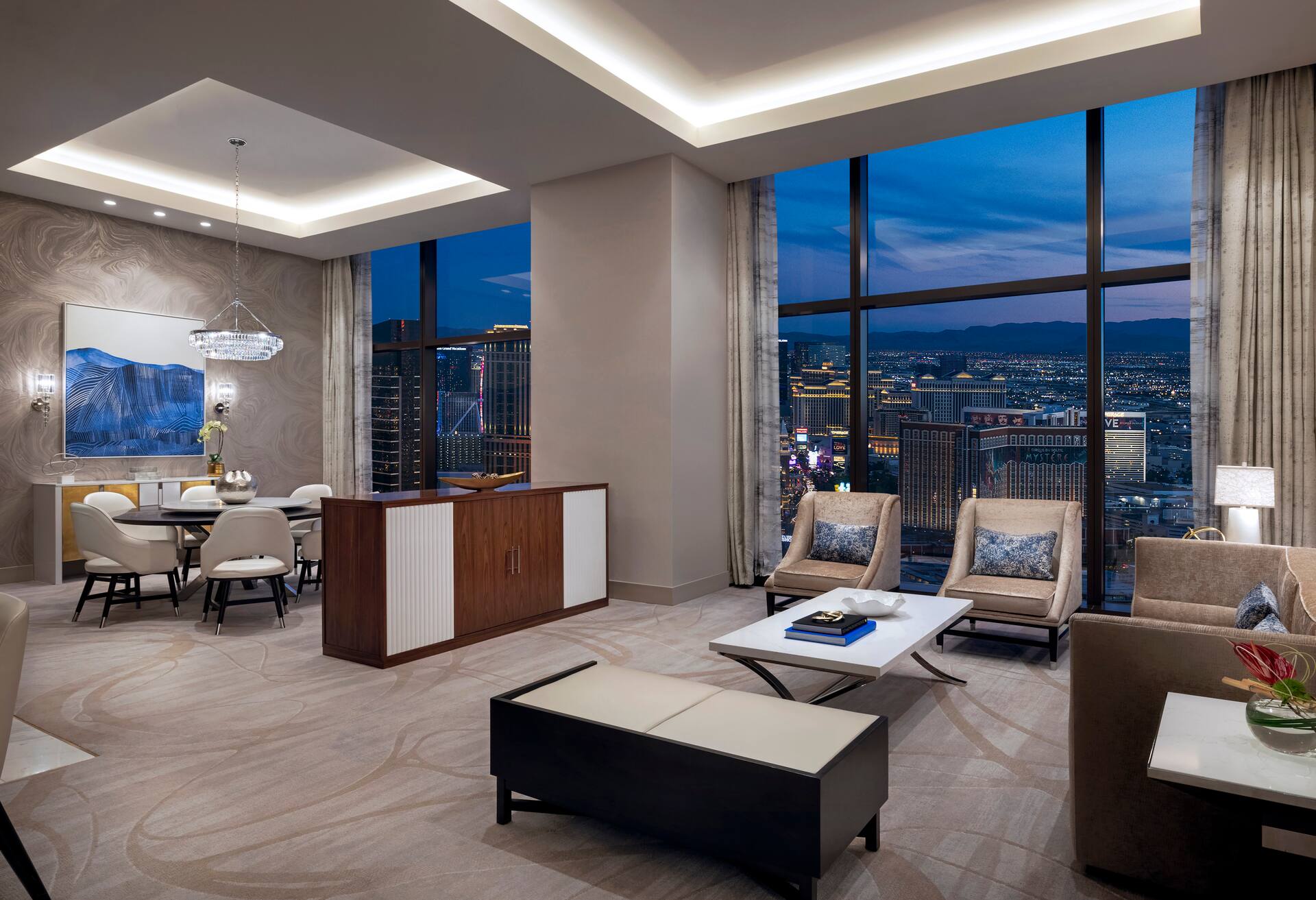 Strip View Three Bedroom Entertainment Suite