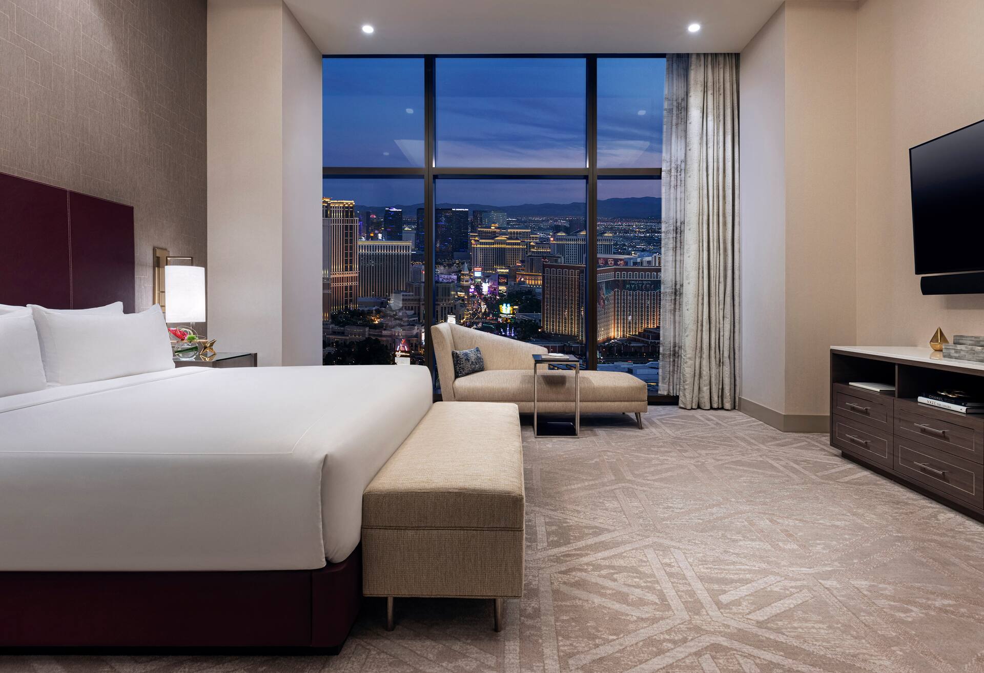 Strip View Three Bedroom Entertainment Suite