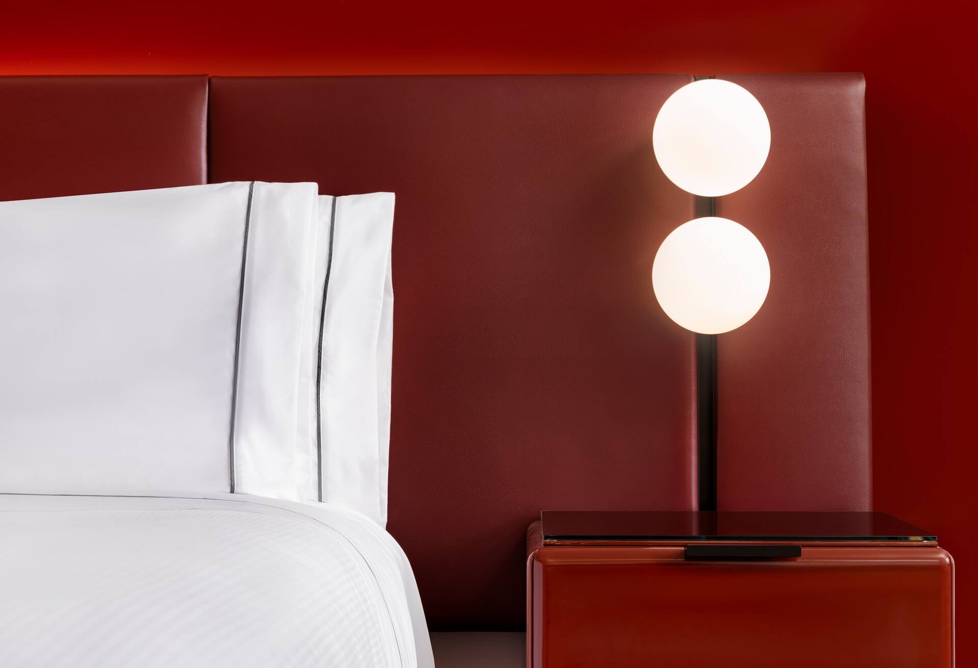 2 Queen Beds