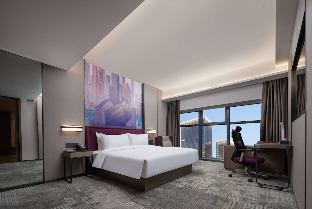 Suite, 1 King Bed, Non Smoking