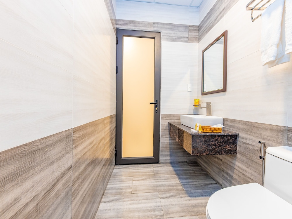 Superior Triple Room - Photo 8