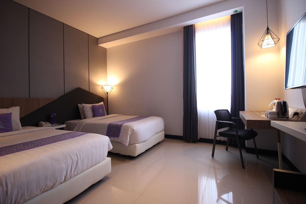 Deluxe Twin Room - Photo 1
