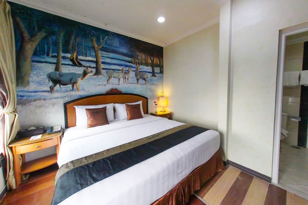 Classic Room (No Window) - Photo 12