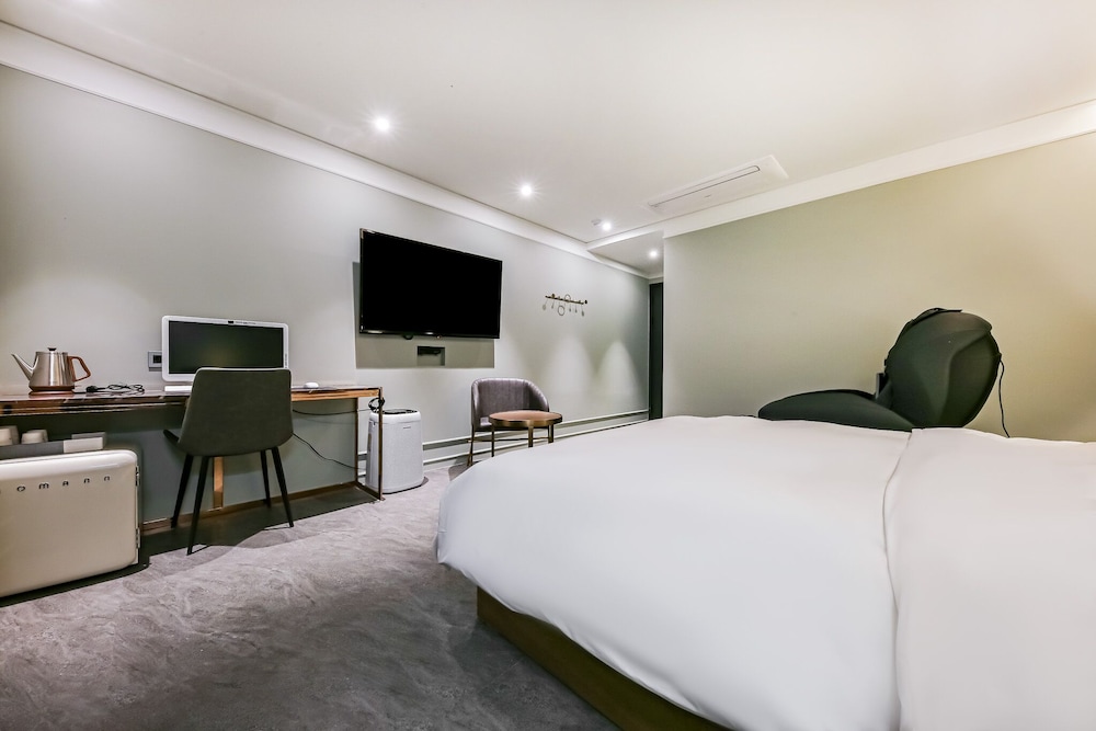 Classic Double Room - Photo 4