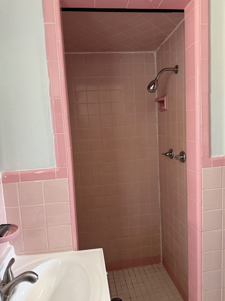 Comfort Room photo 1