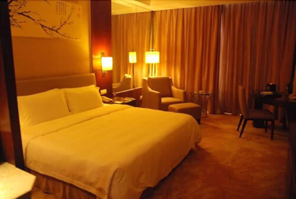 Suite (With River View)