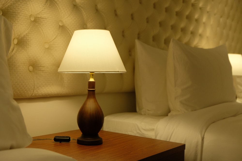 Deluxe Suite - Photo 5