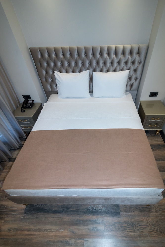 Economy Double Room photo 1