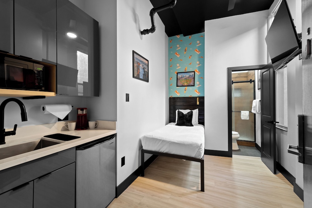 Standard Room Twin Bed