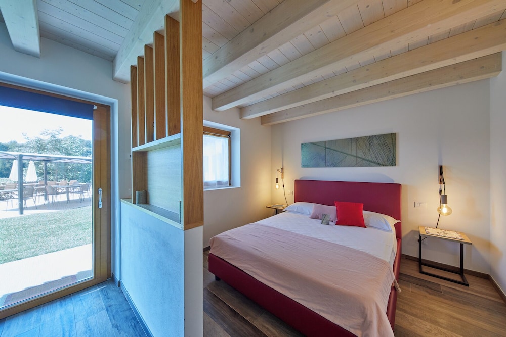 Panoramic Double Room, 1 Queen Bed, Garden View