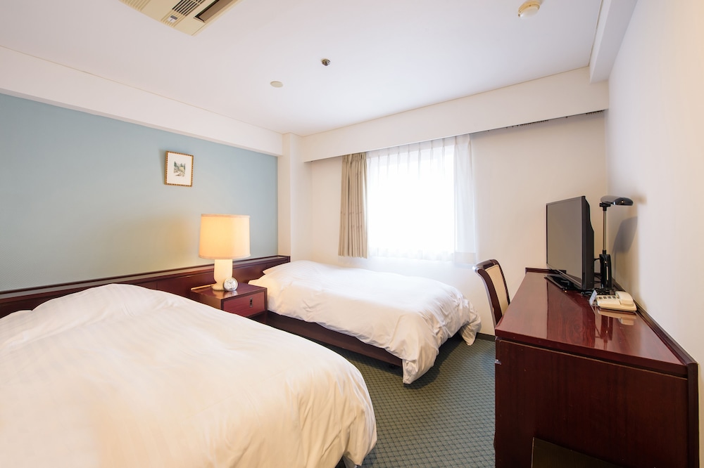 Standard Twin Room, Smoking
