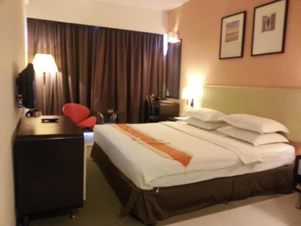 Super Deluxe King Room - Photo 2