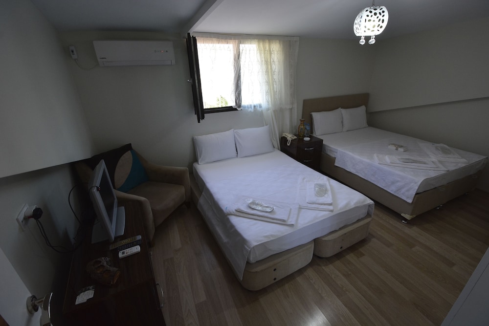 Standard Room photo 3
