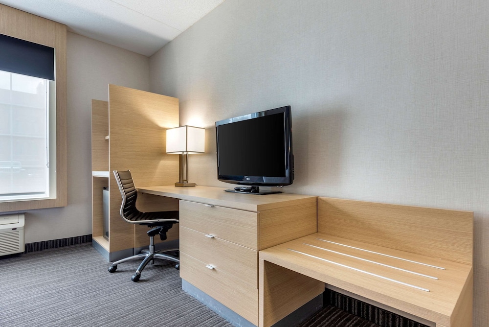 Quality Inn & Suites, Photo 6