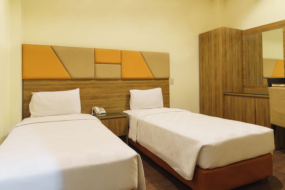Standard Twin Room, 2 Twin Beds - Photo 3