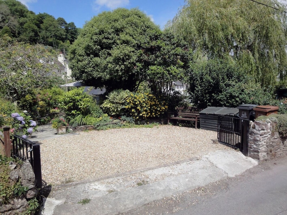 Cottage photo 1