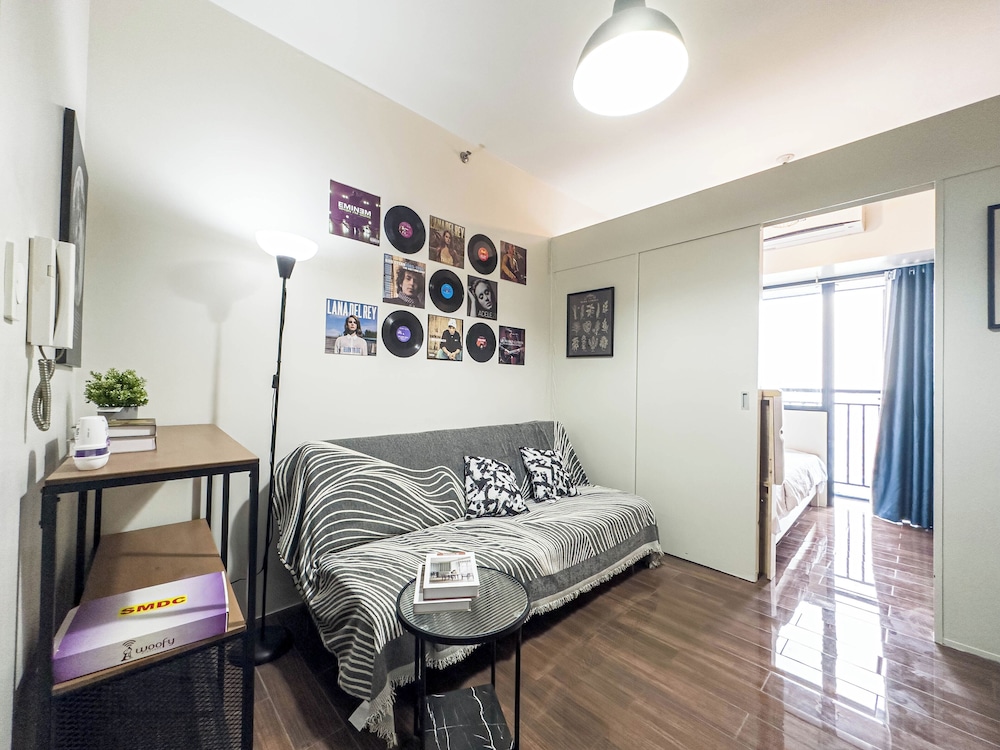 Superior Condo, 1 Queen Bed with Sofa bed, Balcony