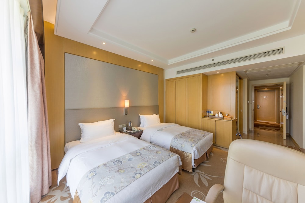 Deluxe Twin Room photo 2