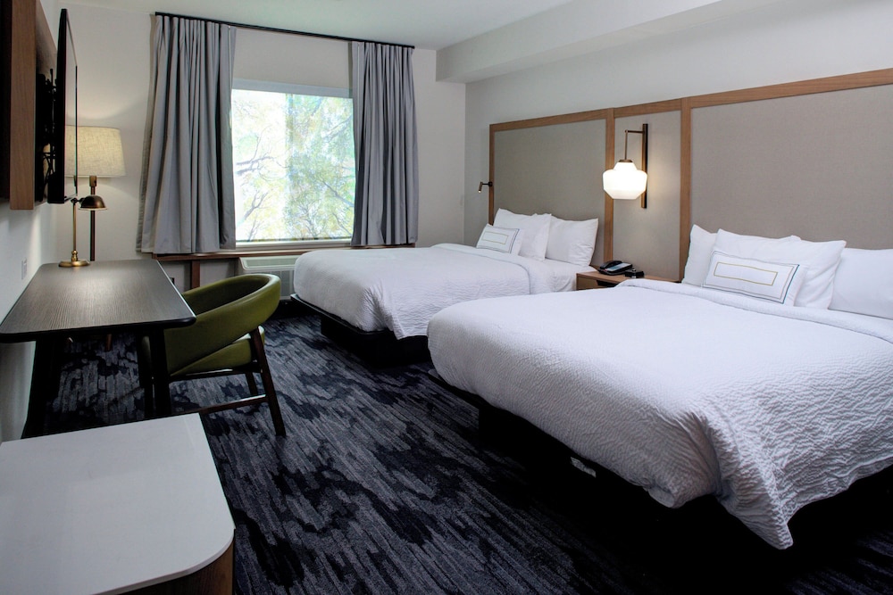 Room, 2 Queen Beds, Non Smoking photo 1