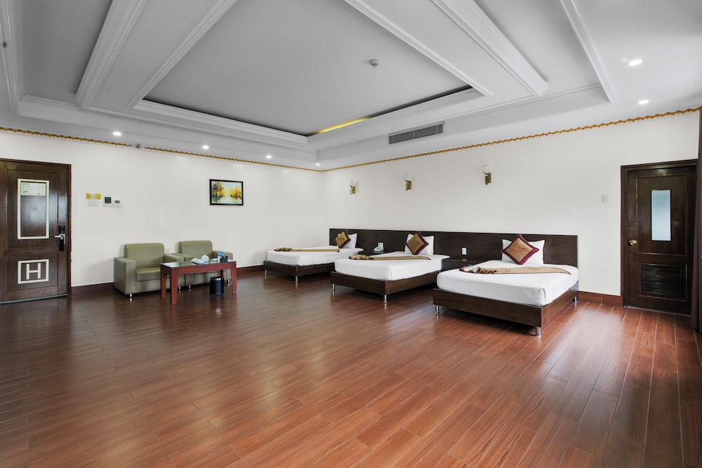 Premier Triple Room - Photo 4