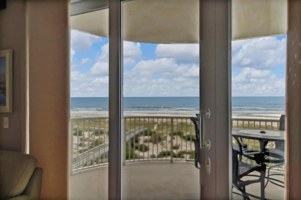 Condo photo 1