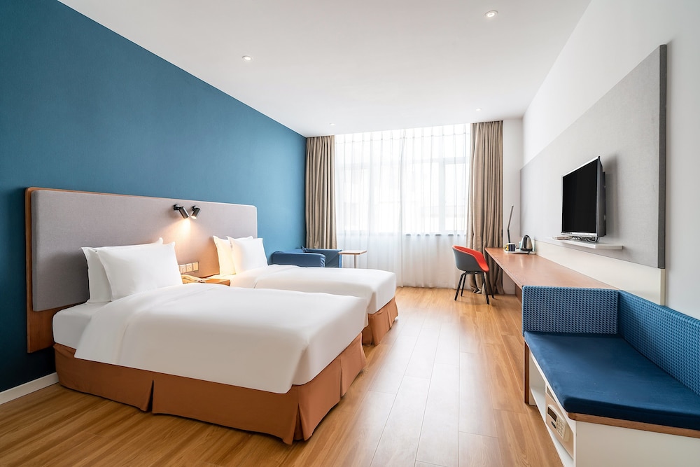 Standard Room, 2 Twin Beds photo 2