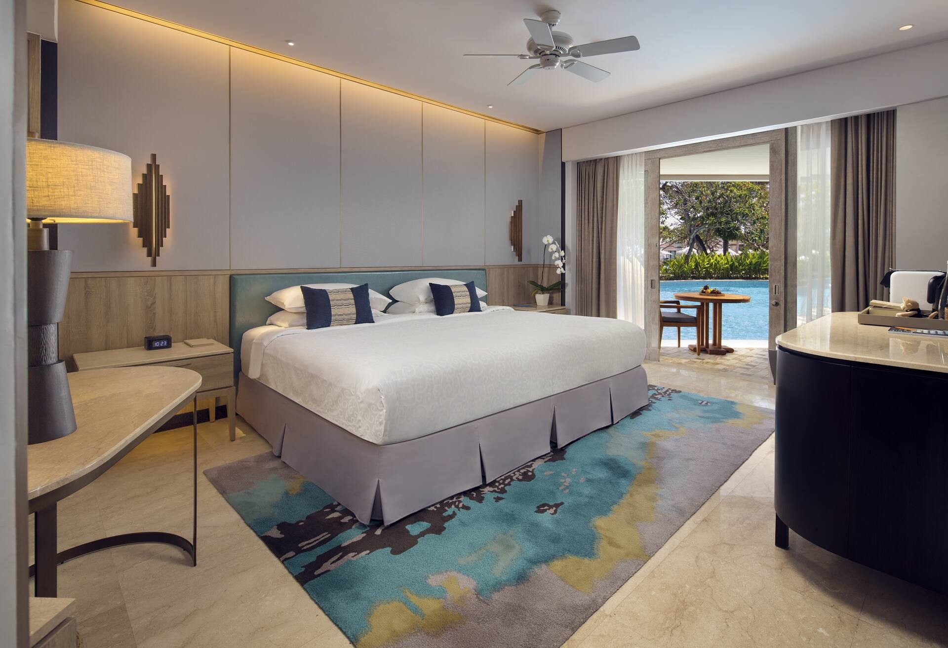 Deluxe Twin Lagoon Access