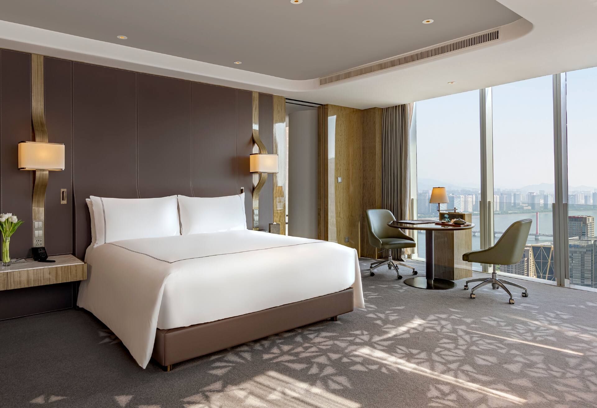 King Deluxe River View Room