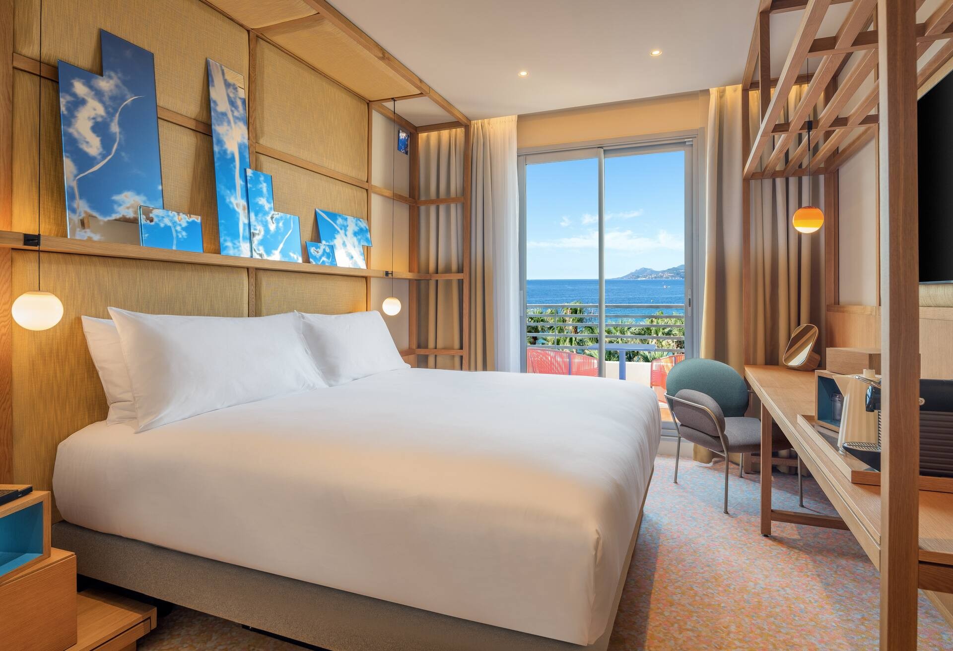 King One Bedroom Suite with Sea View