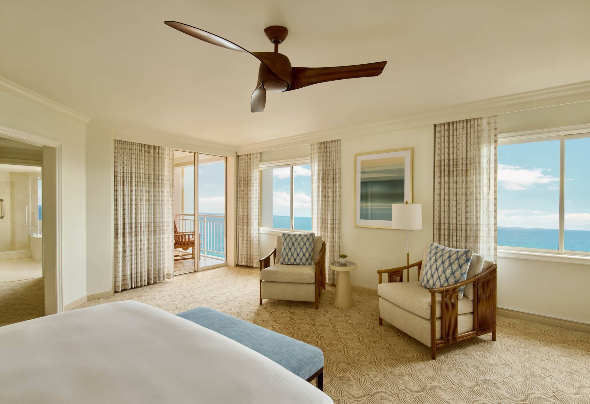 King Deluxe Suite