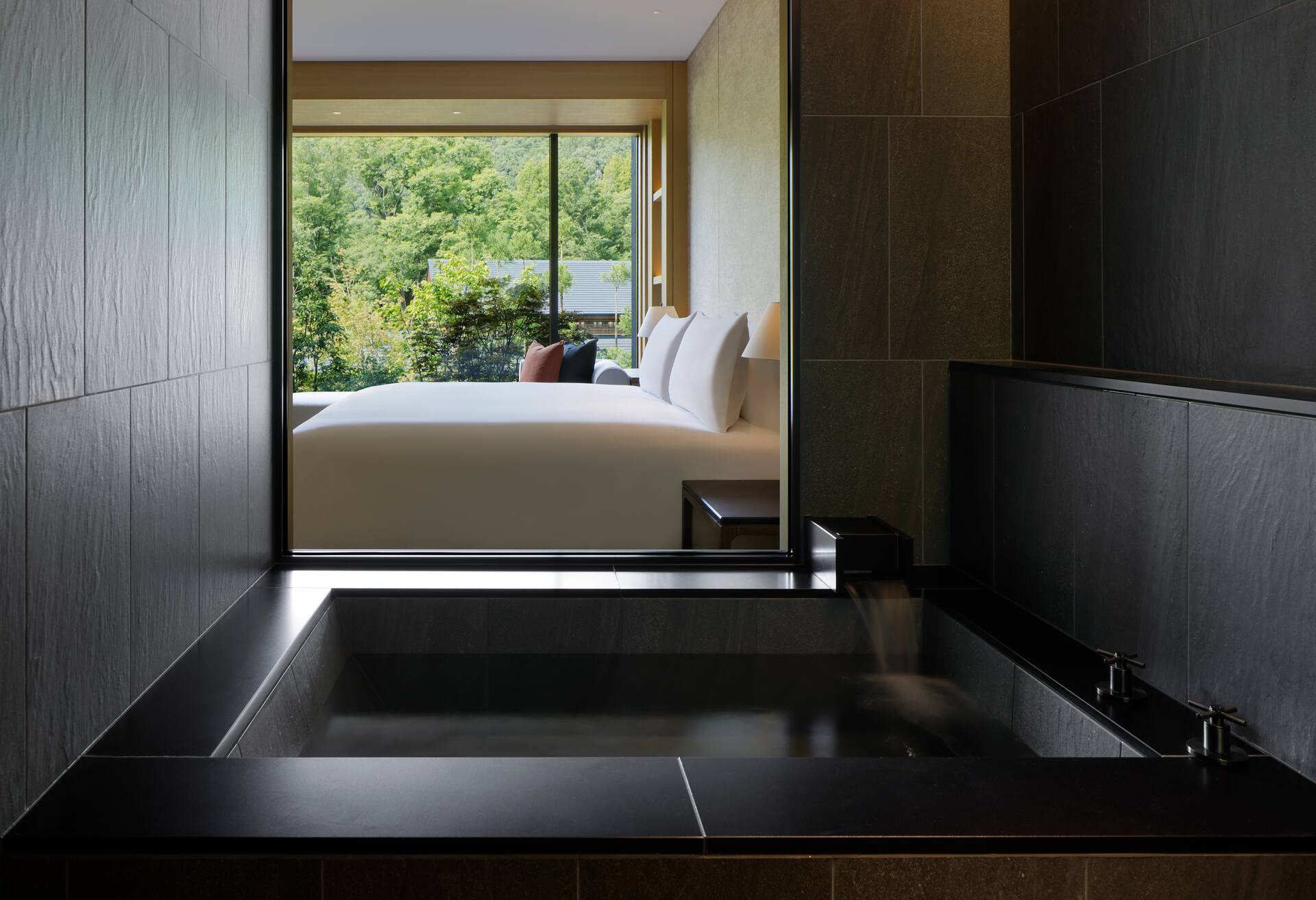 Premier Deluxe Room King