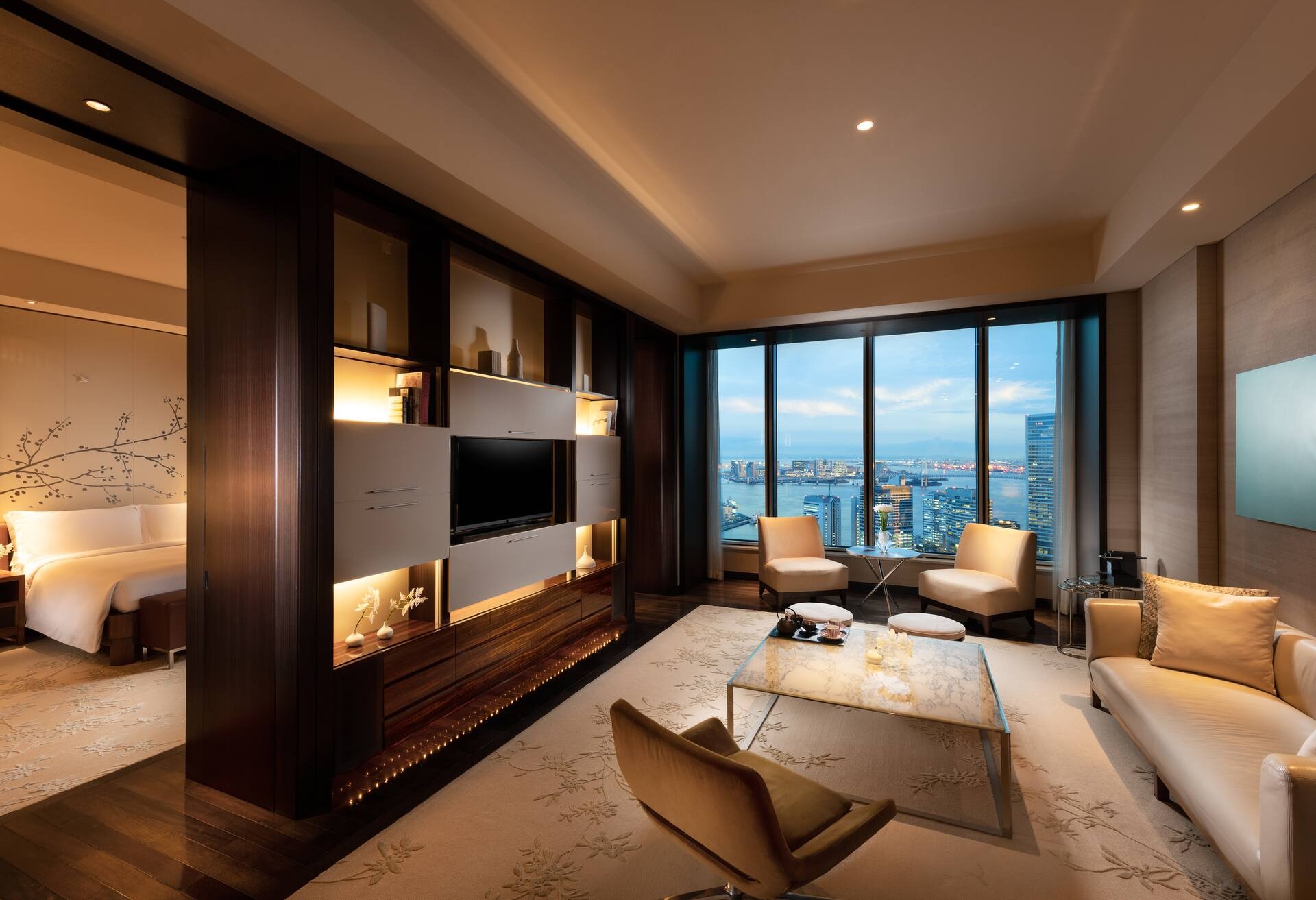 King Dlx Suite Bay View