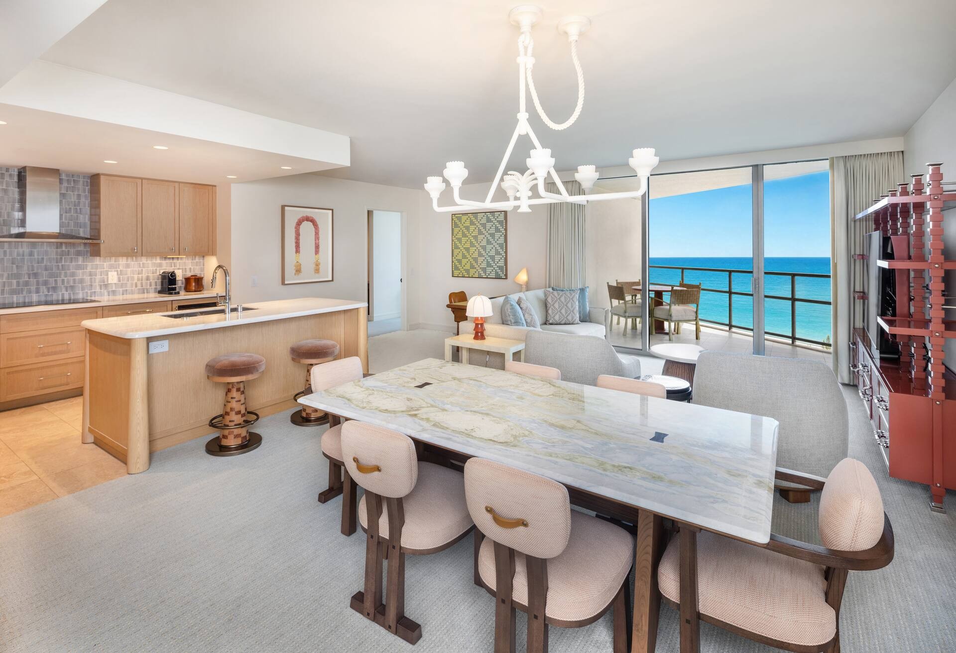 Premium 2 Bedroom Ocean View Suite with Den thumbnail 6