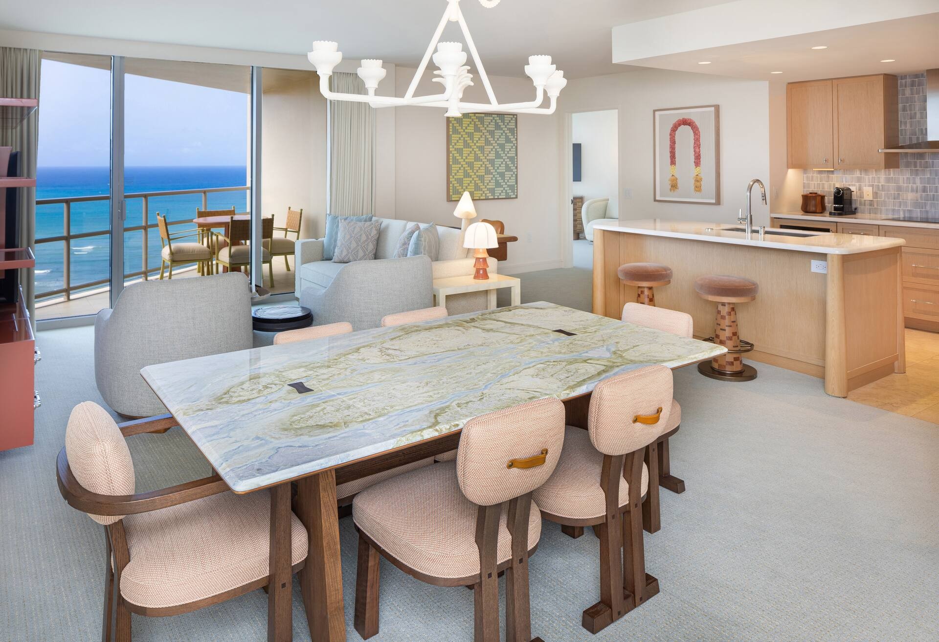 Premium 2 Bedroom Partial Ocean Suite - Den