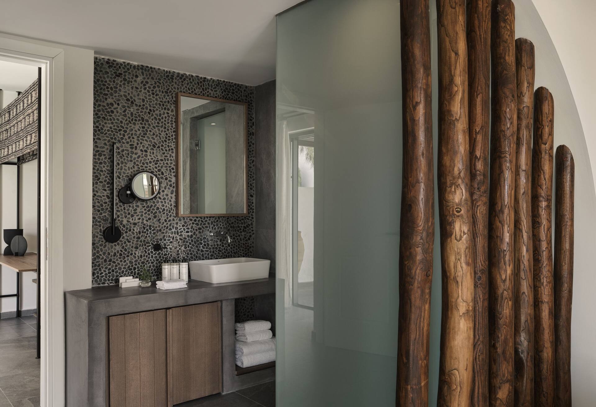 King Tropical Zen Bungalow Suite with Pr Pool