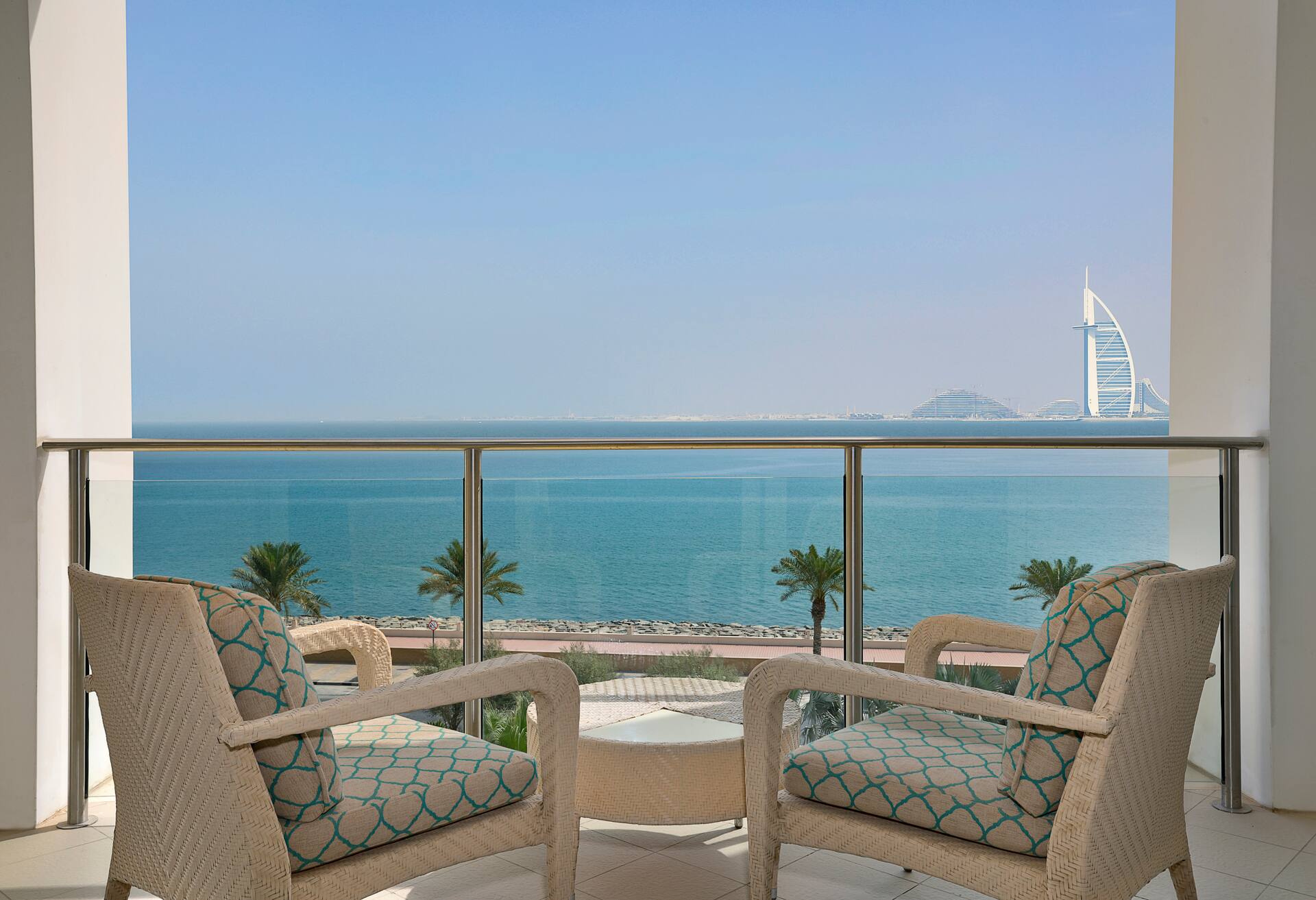 King Deluxe Room with Skyline Sea View