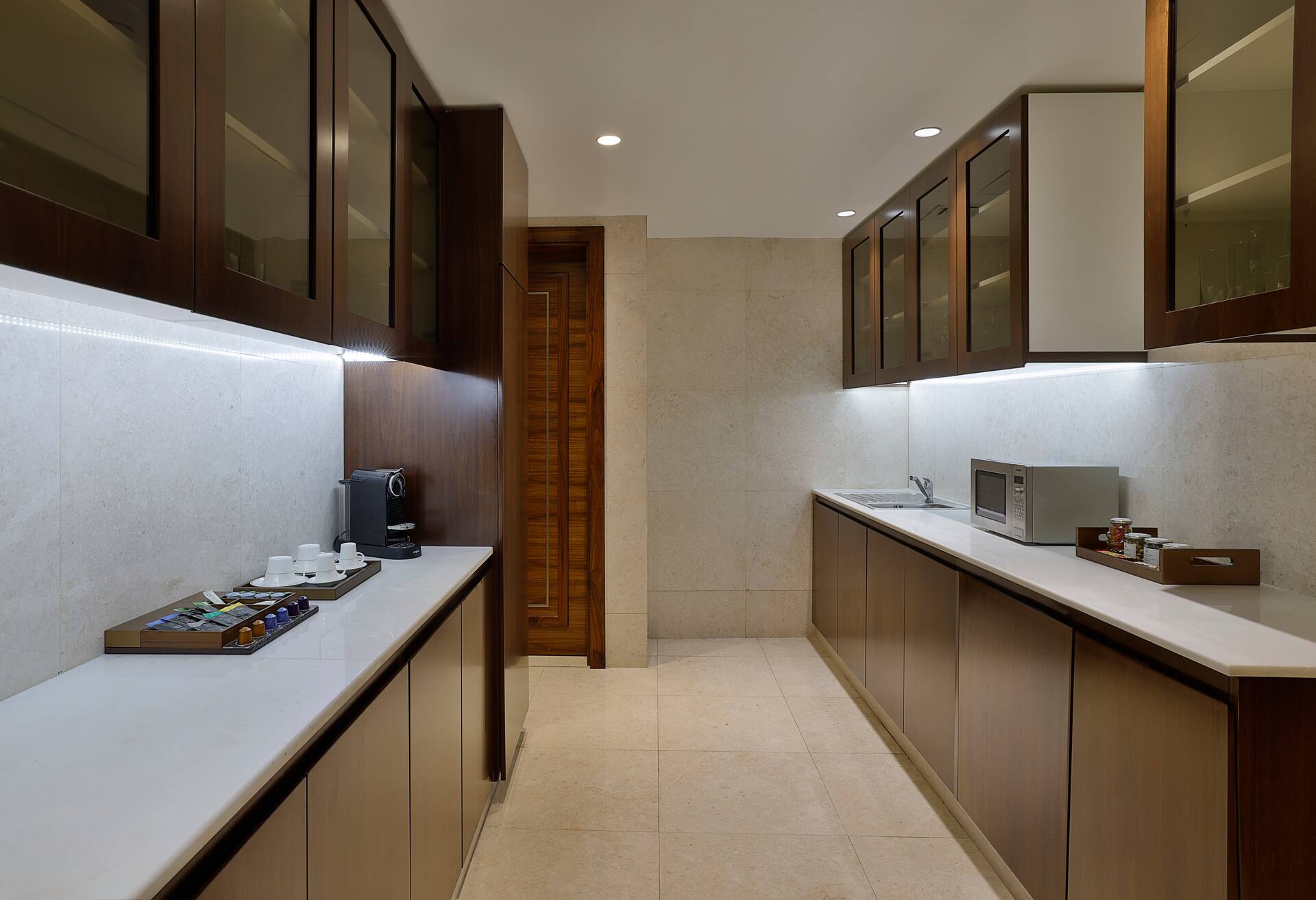 Chairman Two Bedroom Suite Pearl Club thumbnail 6