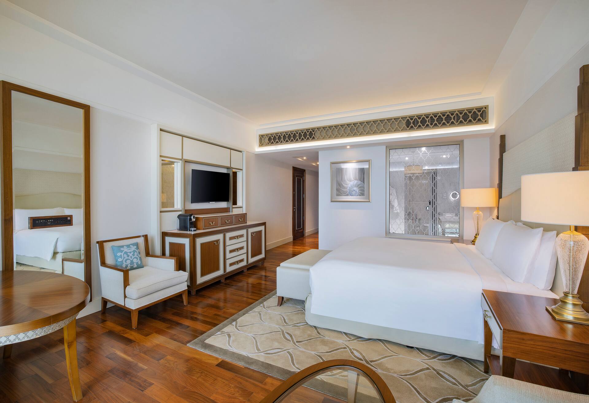 King Accessible Superior Room