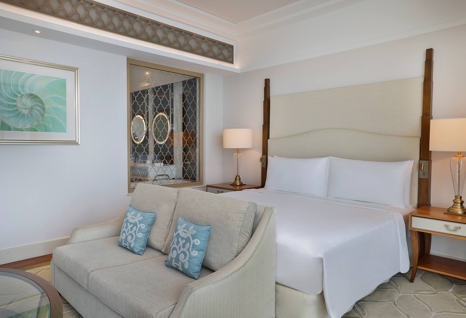 King Superior Room