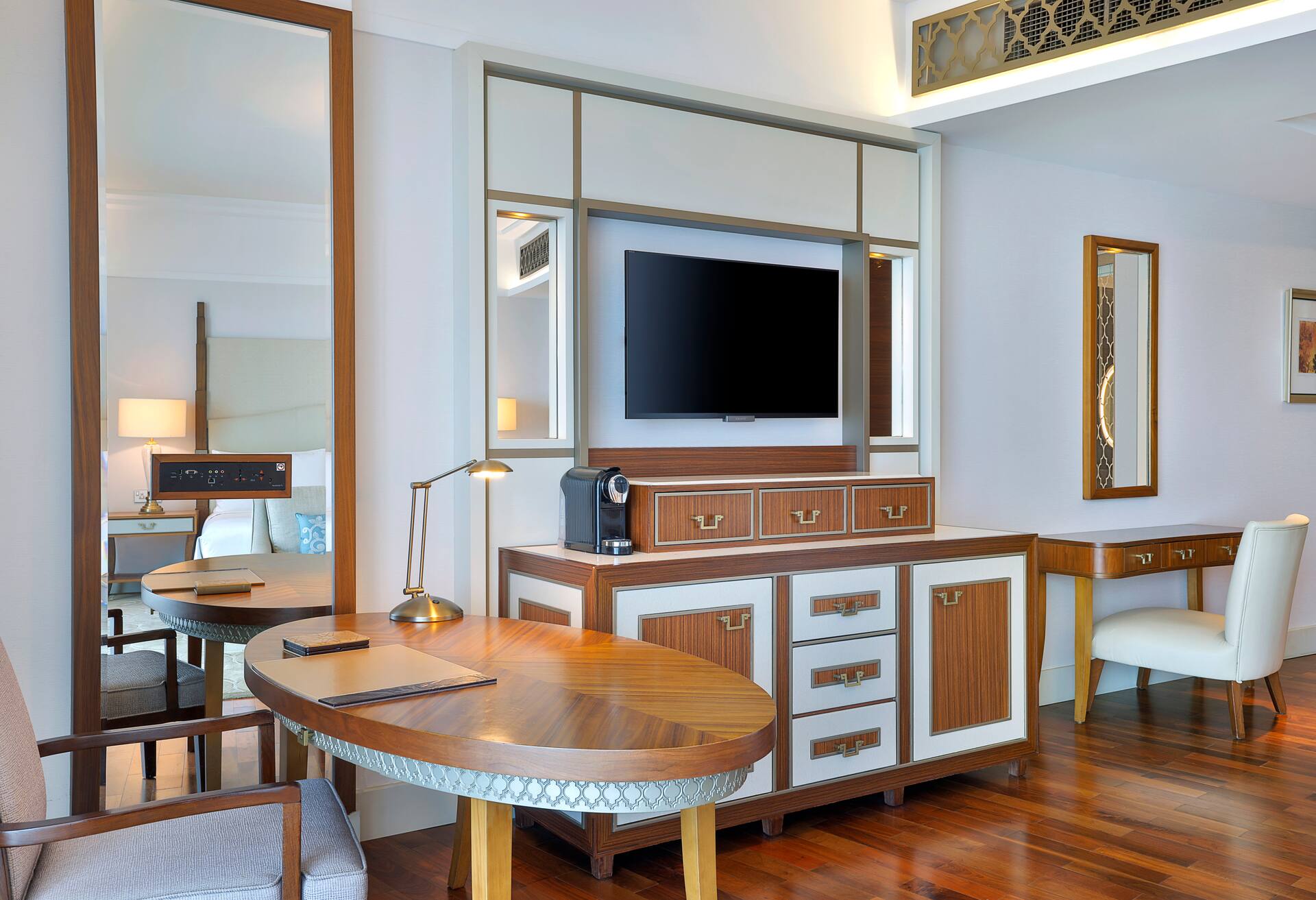 King Superior Room