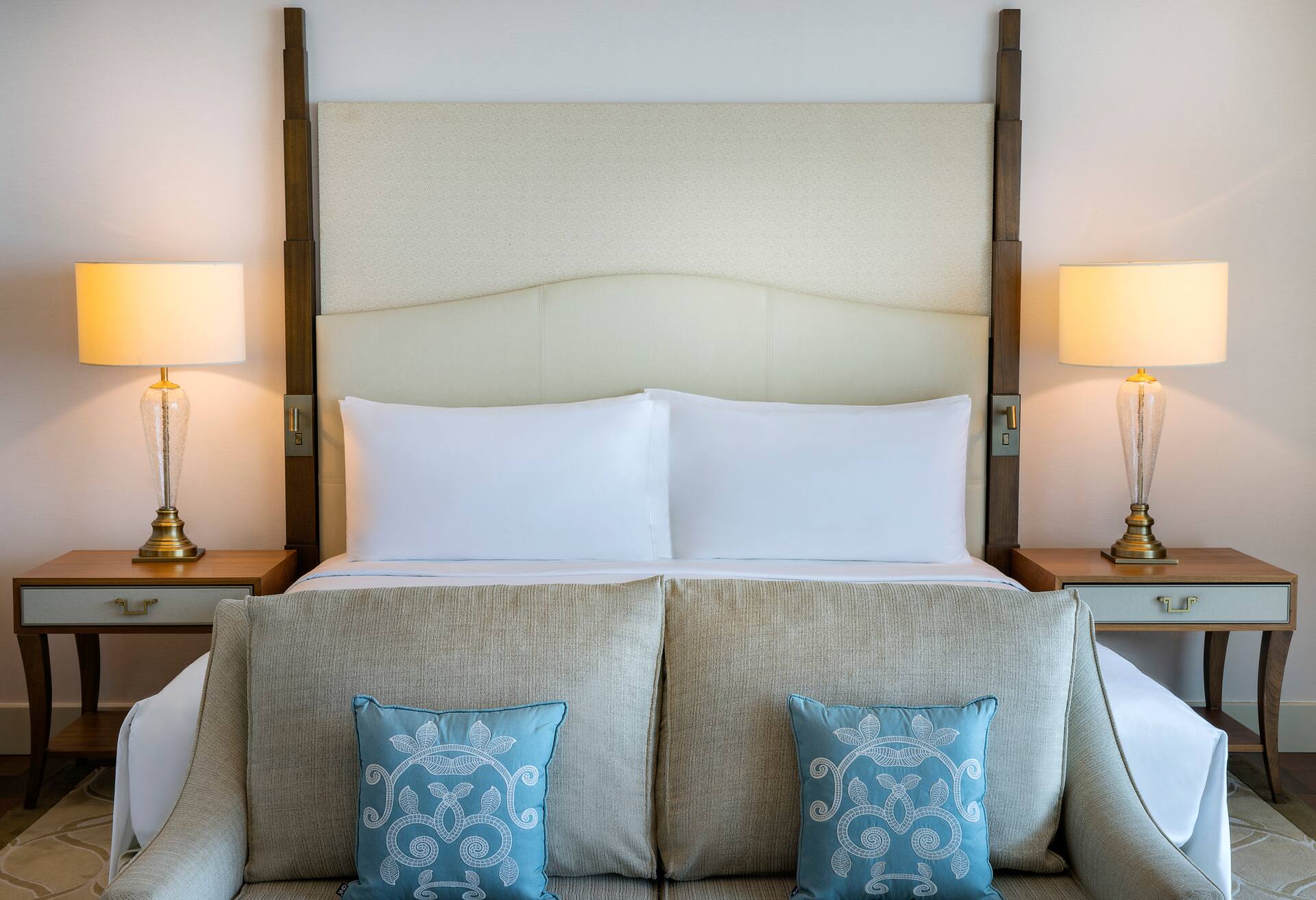 King Superior Room