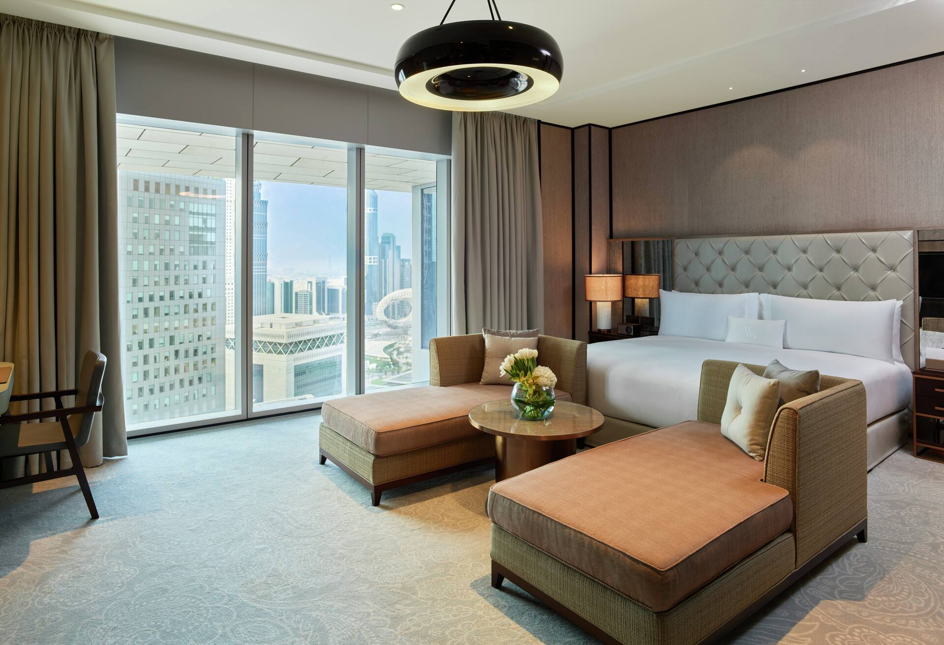 King Grand Deluxe Room City View