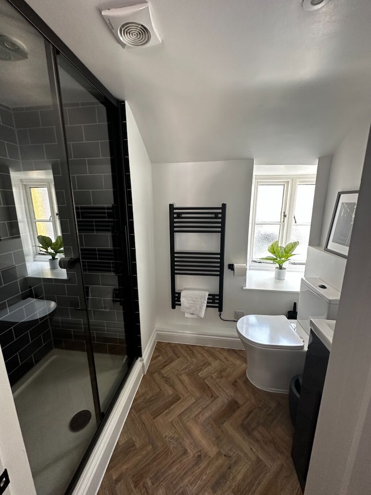 Deluxe Double Room, 1 King Bed photo 2